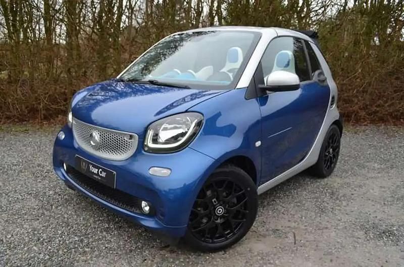 Bleu Occasion 2016 Smart ForTwo Cabrio Proxy Cabriolet | 14 990 € - Image 1/4