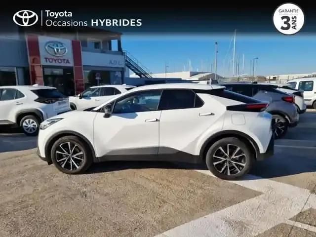 Occasion Toyota C-HR Design 140 ch (102 kW) 2024 Blanc SUV