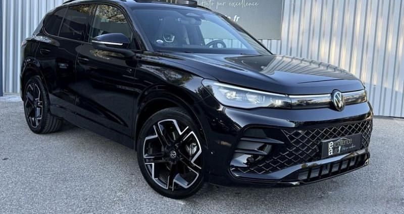 Noir Utilisé 2024 VW Tiguan R-line SUV | 46 990 € (Prix cher) - Image 1/4