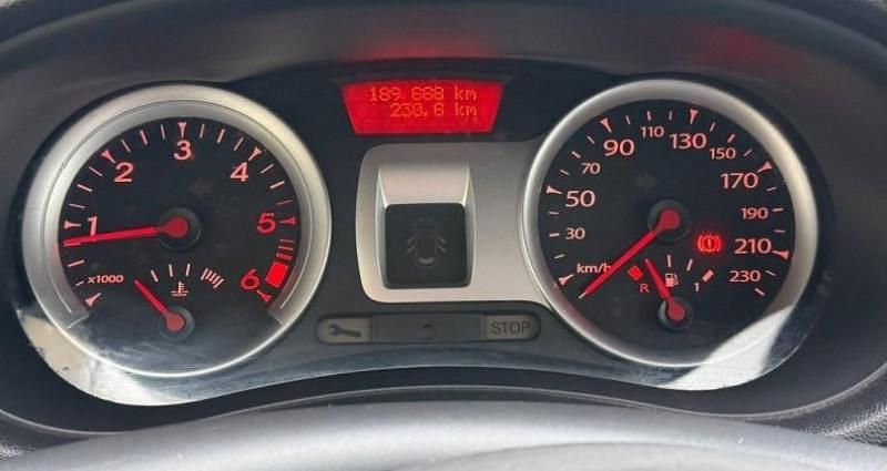 Occasion Renault Clio III Expression 75 ch (55 kW) 2011 Citadine