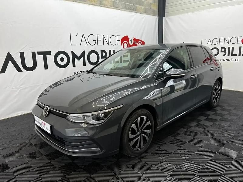 Gris Occasion 2022 VW Golf Active Berline | 20 990 € (Prix juste) - Image 1/4