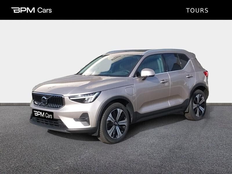 Gris Utilisé 2023 Volvo XC40 Ultimate SUV | 39 989 € (Prix assez cher) - Image 1/4