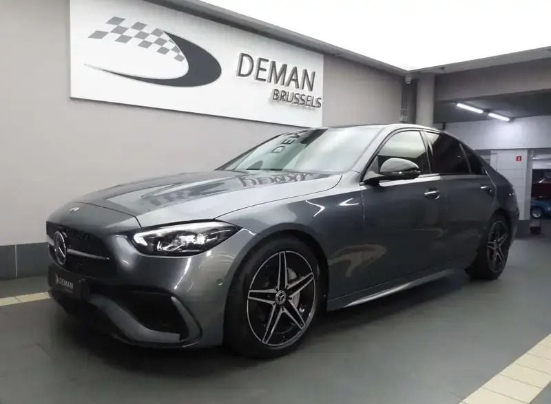 Gris Utilisé 2021 Mercedes C180 AMG line Berline | 38 500 € (Prix juste) - Image 1/4