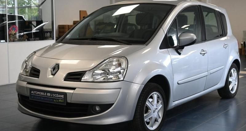 Utilisé 2008 Renault Grand Modus Dynamique Monospace | 5 496 € - Image 1/4