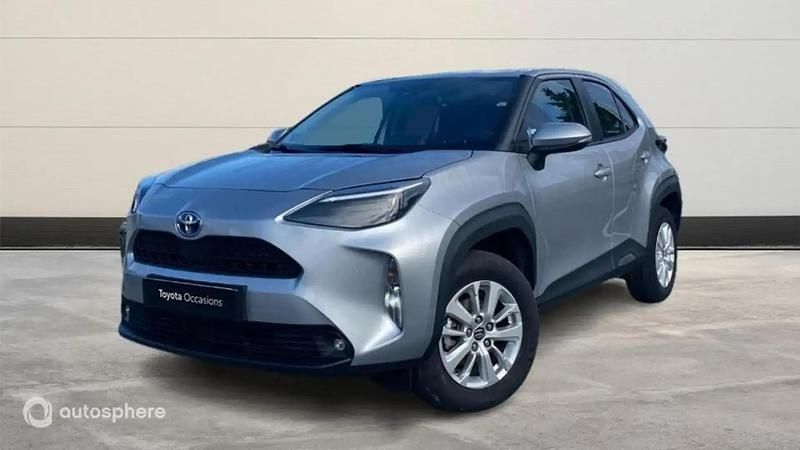 Gris Utilisé 2021 Toyota Yaris Cross Business Edition SUV | 20 299 € (Prix juste) - Image 1/4