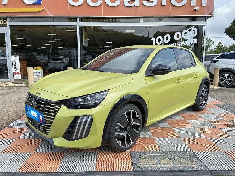 Vert Utilisé 2024 Peugeot 208 GT Citadine | 22 450 € (Prix juste) - Image 1/4