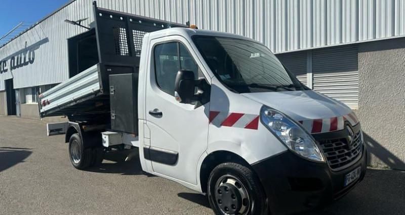Utilisé 2017 Renault Master Van | 22 188 € - Image 1/4