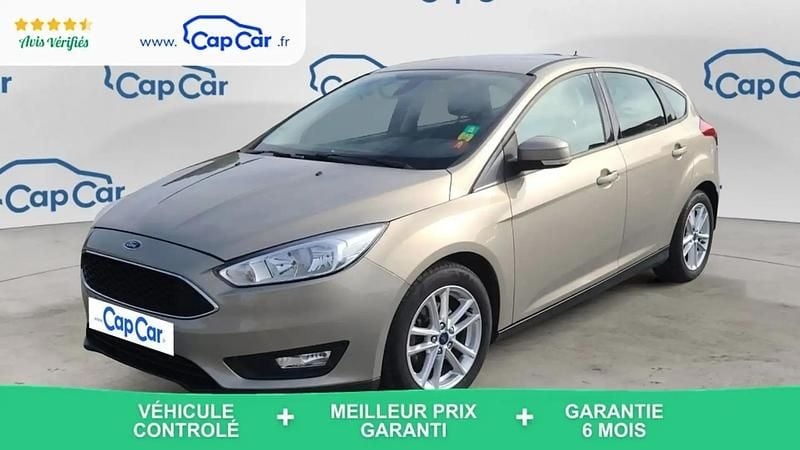 Beige Utilisé 2016 Ford Focus Berline | 7 330 € (Super prix) - Image 1/4