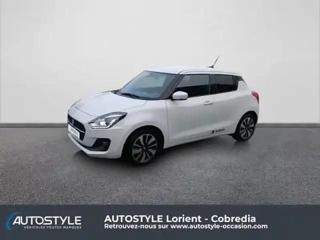 Pure white pearl Occasion 2020 Suzuki Swift Berline | 13 990 € (Prix juste) - Image 1/4