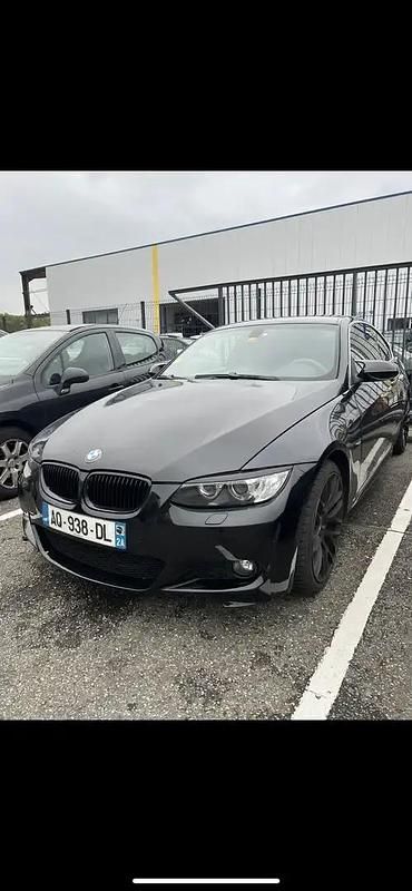 Noir Utilisé 2007 BMW 330 Sport Line Coupé | 10 500 € (Super prix) - Image 1/4