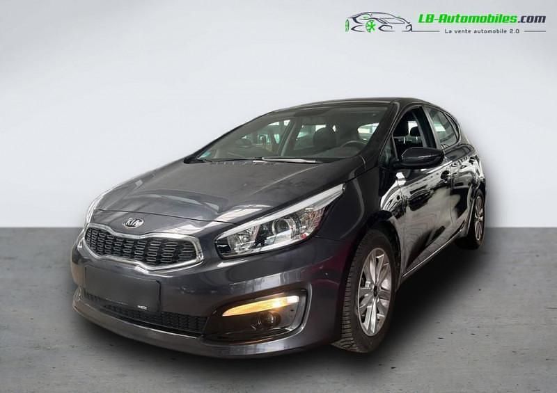 Utilisé 2016 Kia Ceed Berline | 13 900 € (Prix juste) - Image 1/4
