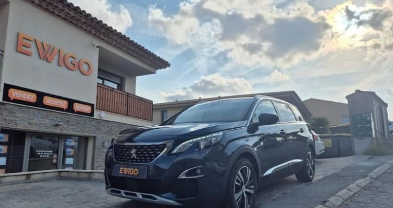 Bleu Utilisé 2018 Peugeot 5008 Allure Monospace | 14 790 € - Image 1/4