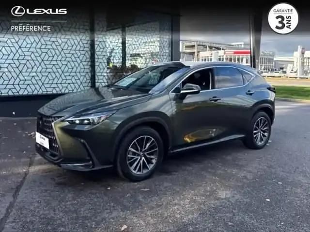 Vert kaki métallisé Occasion 2024 Lexus NX450h+ SUV | 51 990 € - Image 1/4