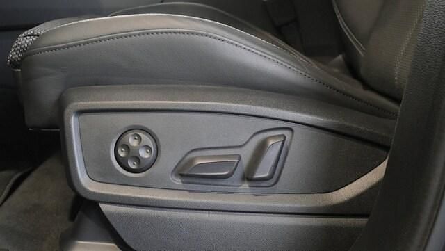 Nouvelle Audi Q5 Sportback S-Line 299 ch (219 kW) 2025 Vert district métallisé SUV