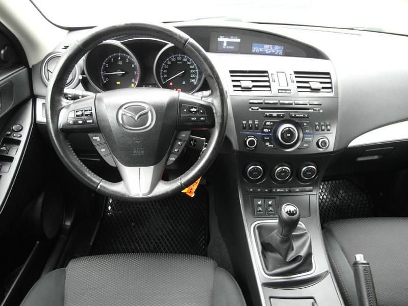 Utilisé 2013 Mazda 3 Berline | 9 900 € (Prix juste) - Image 1/4