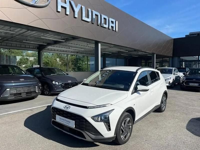 Blanc Utilisé 2021 Hyundai Bayon SUV | 16 490 € (Prix juste) - Image 1/4