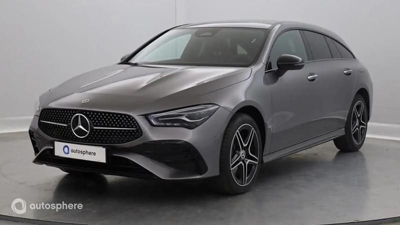 Utilisé 2024 Mercedes CLA250e AMG line Berline | 39 499 € - Image 1/4