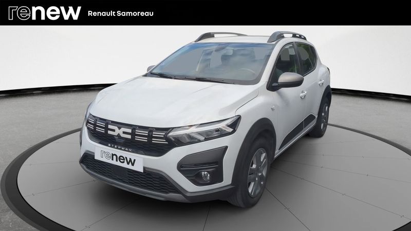Blanc Utilisé 2023 Dacia Sandero Expression Citadine | 14 900 € (Prix juste) - Image 1/4