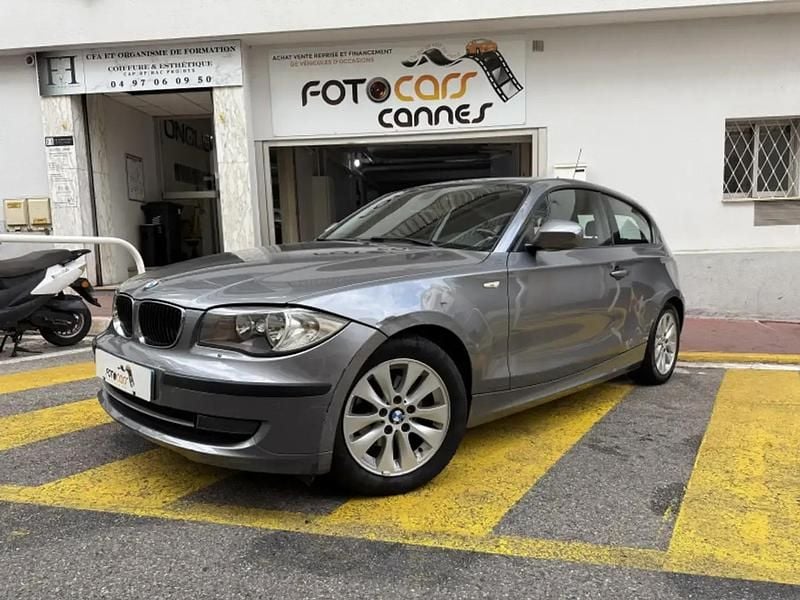 Gris Occasion 2010 BMW 116 Comfort Edition Citadine | 7 990 € (Bon prix) - Image 1/4