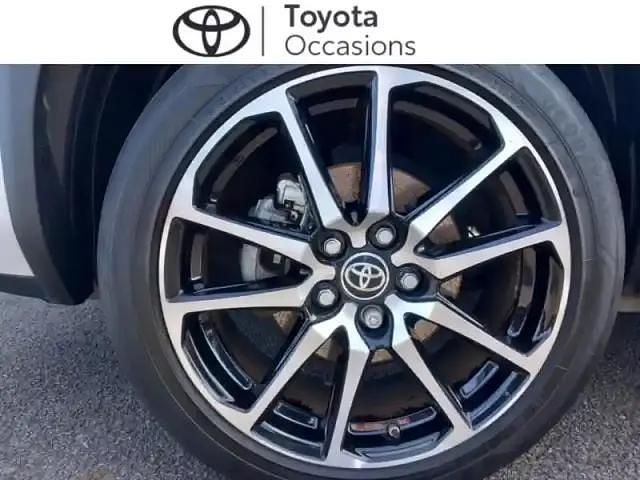 Occasion Toyota Yaris Cross Sport 2023 Gris chrome/toit noir (m) SUV