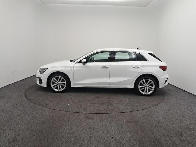 Occasion Audi A3 Sportback e-tron Design 150 ch (110 kW) 2022 Blanc ibis Citadine