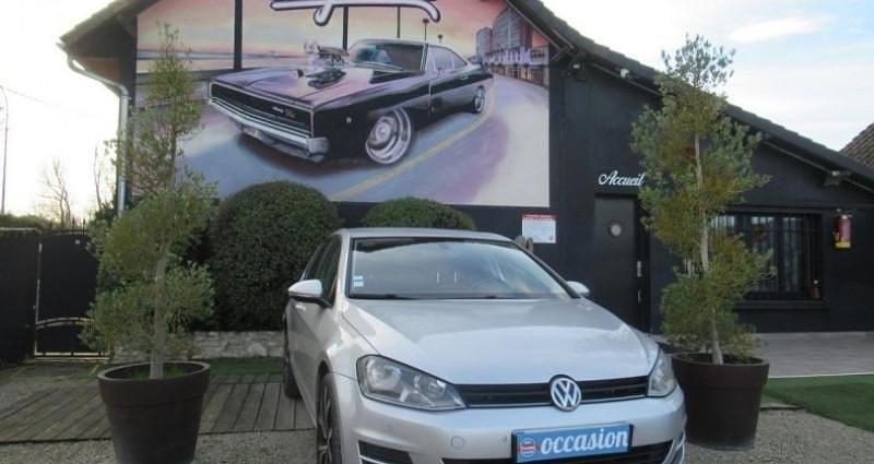 Gris Occasion 2016 VW Golf Berline | 9 590 € (Bon prix) - Image 1/4