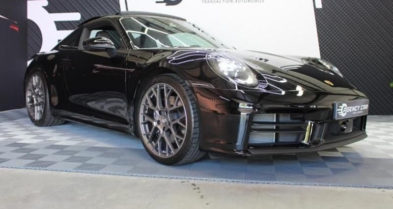Noir Utilisé 2025 Porsche 911 Carrera Coupé | 236 990 € - Image 1/4