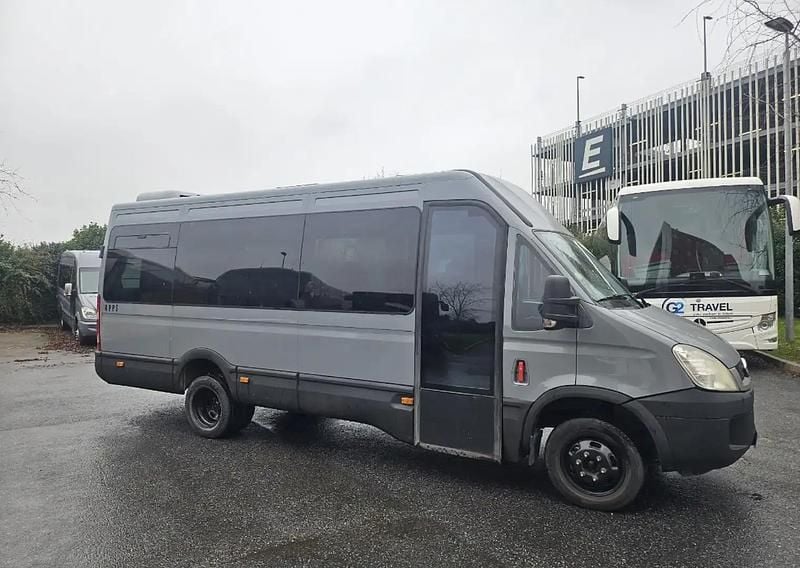 Occasion Iveco Daily 120 ch (88 kW) 2010 Gris Berline