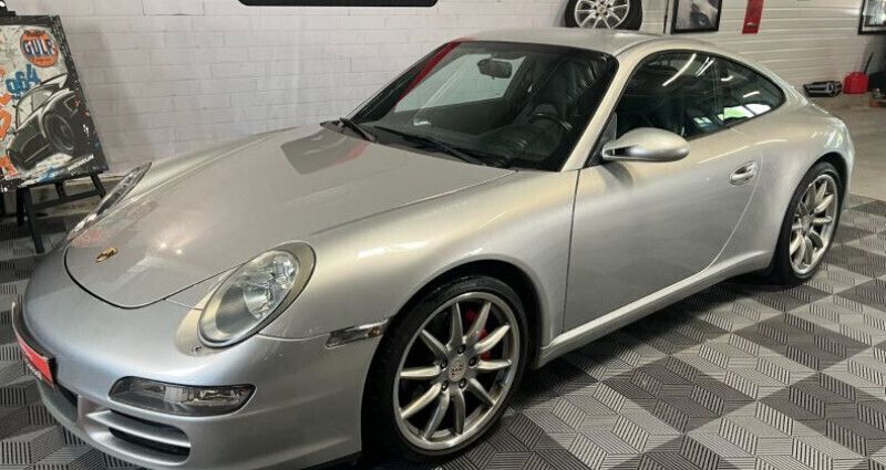 Gris Utilisé 2005 Porsche 997 Coupé | 46 900 € - Image 1/4