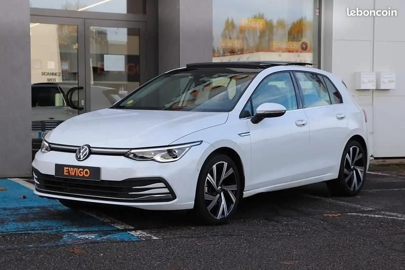 Blanc Occasion 2023 VW Golf VIII Style Break | 24 990 € (Prix juste) - Image 1/4