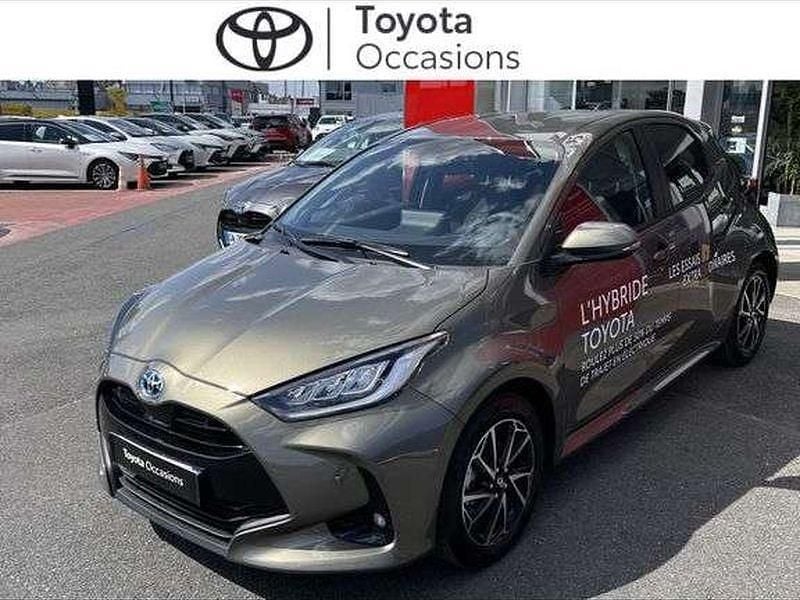 Utilisé 2023 Toyota Yaris Hybrid Design Berline | 19 990 € (Prix juste) - Image 1/1