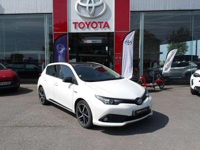 Utilisé 2018 Toyota Auris Hybrid Berline | 13 990 € (Bon prix) - Image 1/1