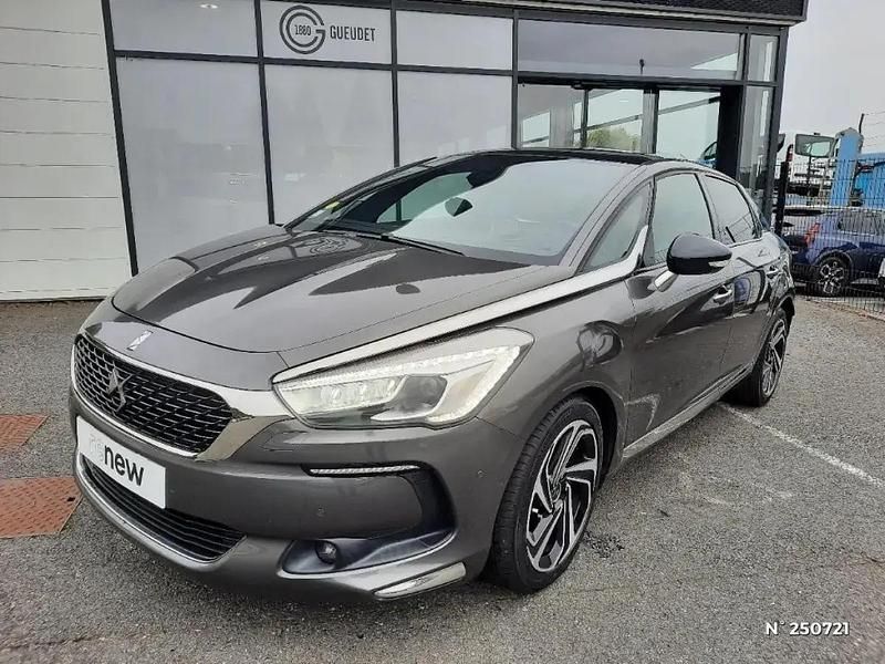Gris Utilisé 2016 DS Automobiles DS5 Sport Chic Citadine | 13 490 € - Image 1/4