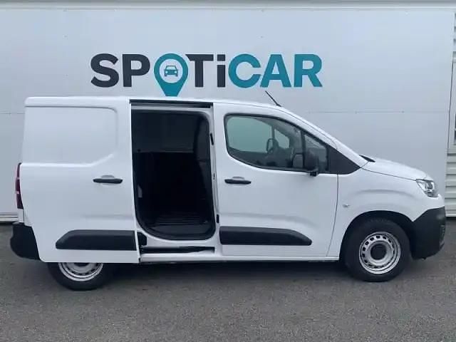Occasion Citroën Berlingo 100 ch (73 kW) 2022 Blanc banquise Monospace