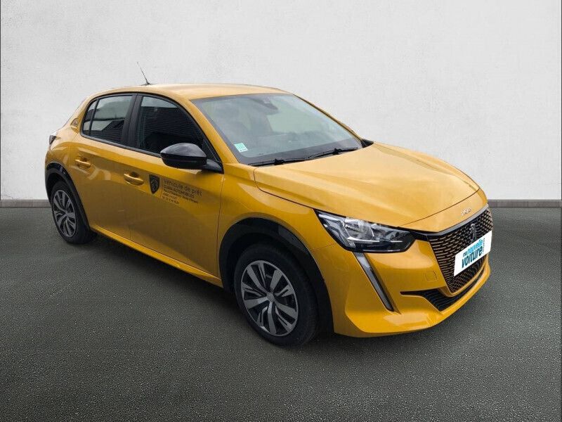 Occasion Peugeot e-208 Active 100 kW (136 ch) 2023 Jaune Citadine