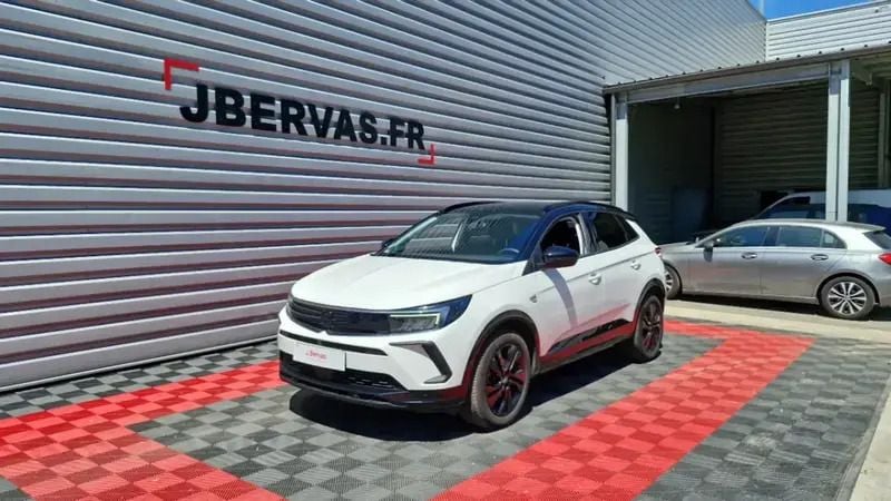 Blanc Utilisé 2022 Opel Grandland X GS Line SUV | 21 990 € (Prix assez cher) - Image 1/4
