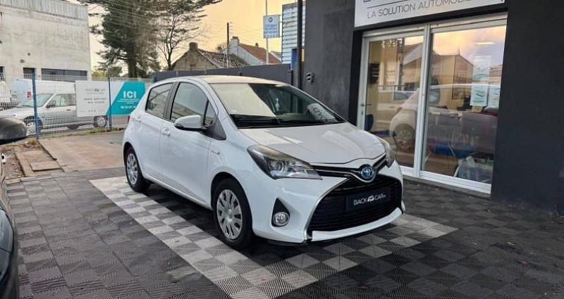 Occasion 2015 Toyota Yaris Hybrid Citadine | 10 990 € - Image 1/4