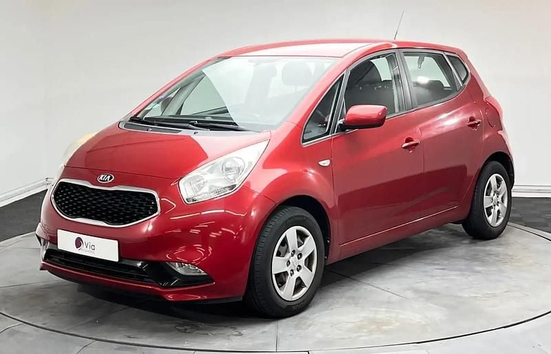 Rouge Utilisé 2015 Kia Venga Motion Citadine | 9 490 € - Image 1/4
