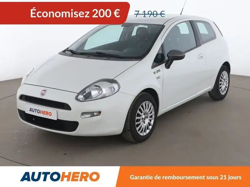 Blanc Utilisé 2015 Fiat Punto Young Citadine | 6 790 € (Prix cher) - Image 1/2