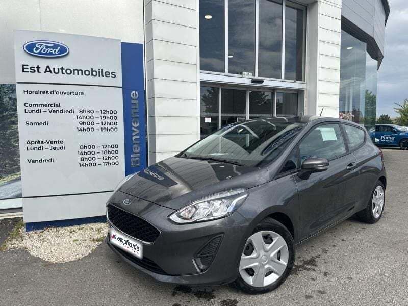 Gris lunaire Utilisé 2020 Ford Fiesta Cool & Connect Citadine | 9 699 € (Prix juste) - Image 1/4