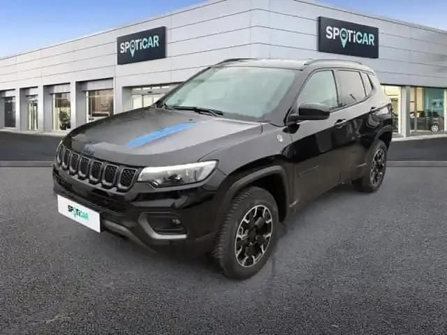 Solid black Occasion 2024 Jeep Compass Trailhawk SUV | 26 000 € (Super prix) - Image 1/4