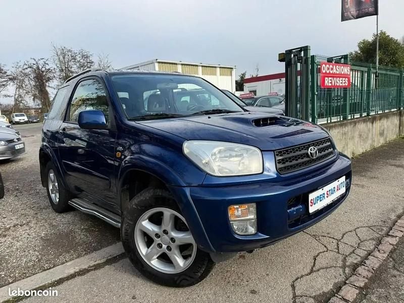 Bleu Occasion 2002 Toyota RAV4 Terra SUV | 8 990 € - Image 1/4