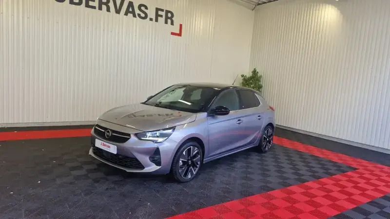 Utilisé 2021 Opel Corsa-e Ultimate Citadine | 15 990 € (Prix juste) - Image 1/4