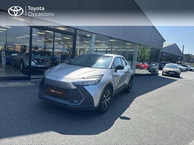 Utilisé 2024 Toyota C-HR Design SUV | 30 990 € (Prix cher) - Image 1/1