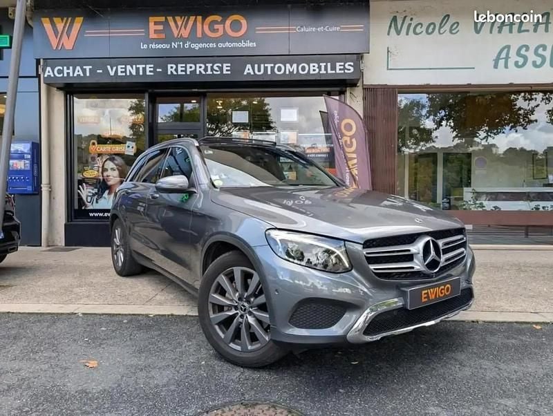 Gris Utilisé 2017 Mercedes GLC250 SUV | 23 490 € (Super prix) - Image 1/4