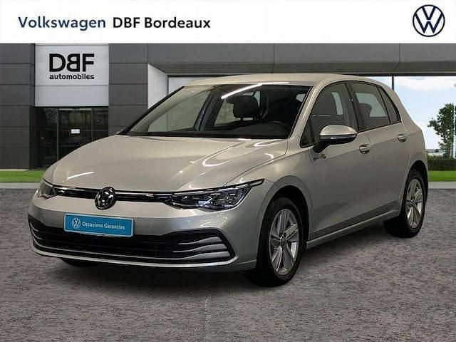 Utilisé 2024 VW Golf VIII Life | 26 990 € (Prix juste) - Image 1/3