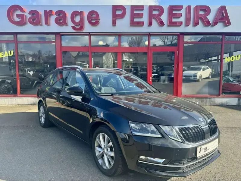 Noir Utilisé 2018 Skoda Octavia Style Break | 16 900 € (Prix juste) - Image 1/4