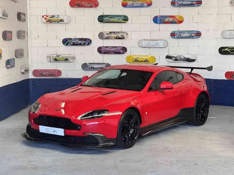 Rouge Utilisé 2017 Aston Martin Vantage Coupé | 219 900 € - Image 1/4