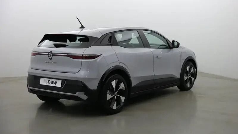 Image 2/4