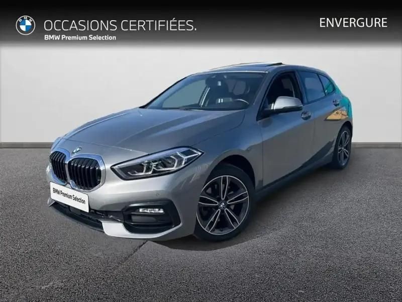 Gris Utilisé 2022 BMW 116 Sport Line Citadine | 23 990 € (Prix juste) - Image 1/4